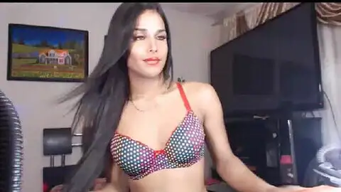 She-male, webcam