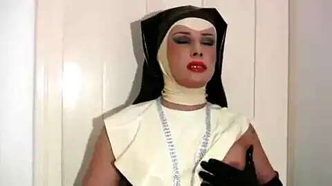 Shemale nun, shemale masturbating
