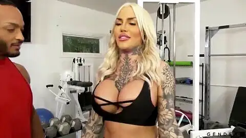 Shemale gym, ass-fuck