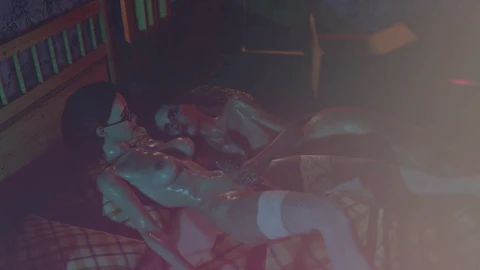 Una ragazza snella si diverte e poi si incontra con il suo amico trans.