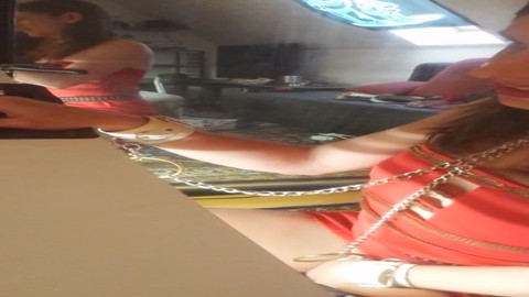 Con medias, incipiente